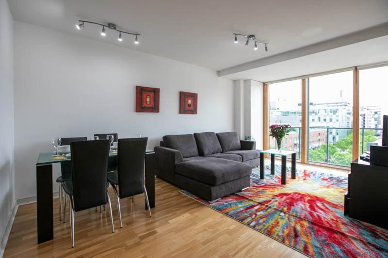Grand Canal Square Apartments Дублін Екстер'єр фото