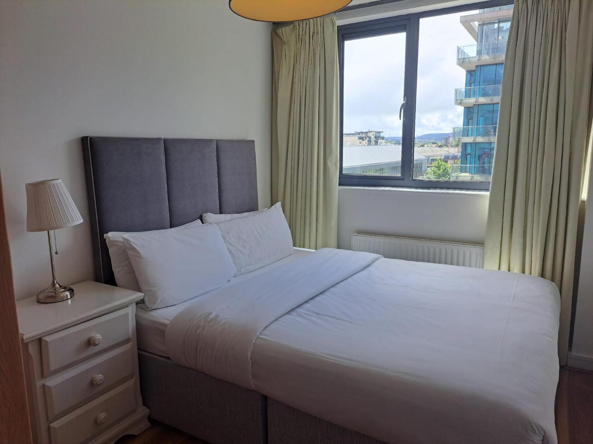 Grand Canal Square Apartments Дублін Екстер'єр фото
