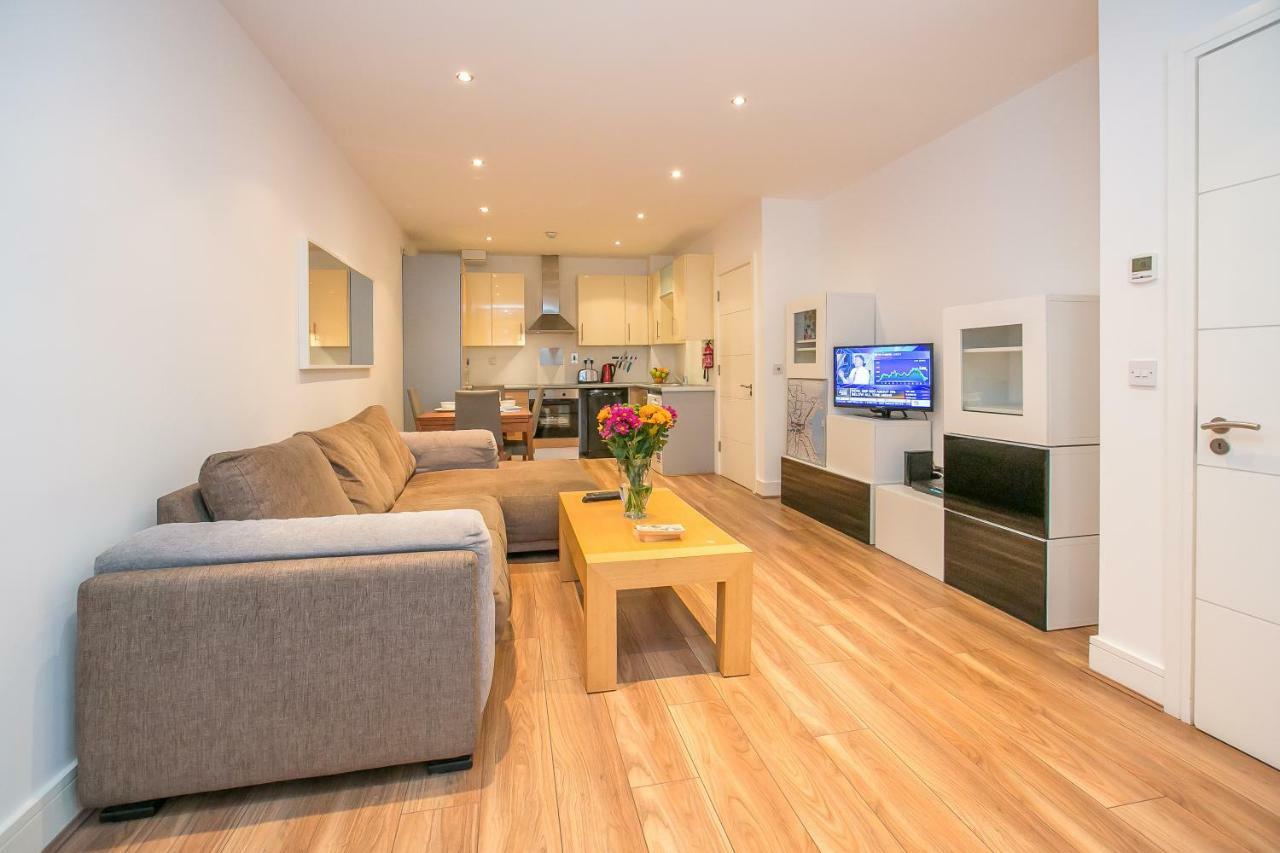 Grand Canal Square Apartments Дублін Екстер'єр фото