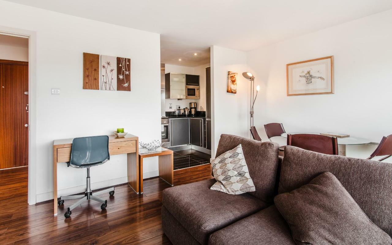 Grand Canal Square Apartments Дублін Екстер'єр фото