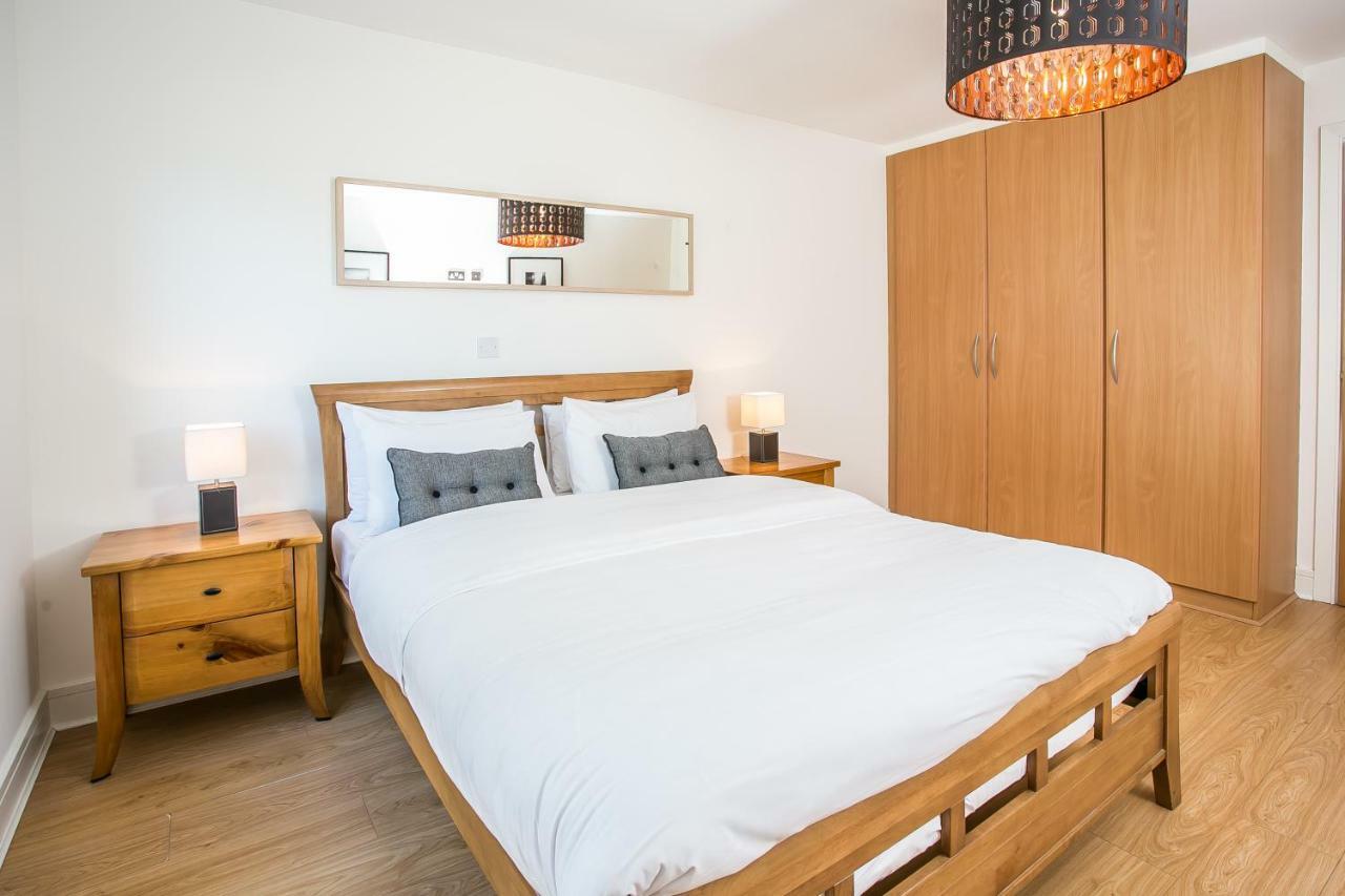 Grand Canal Square Apartments Дублін Екстер'єр фото
