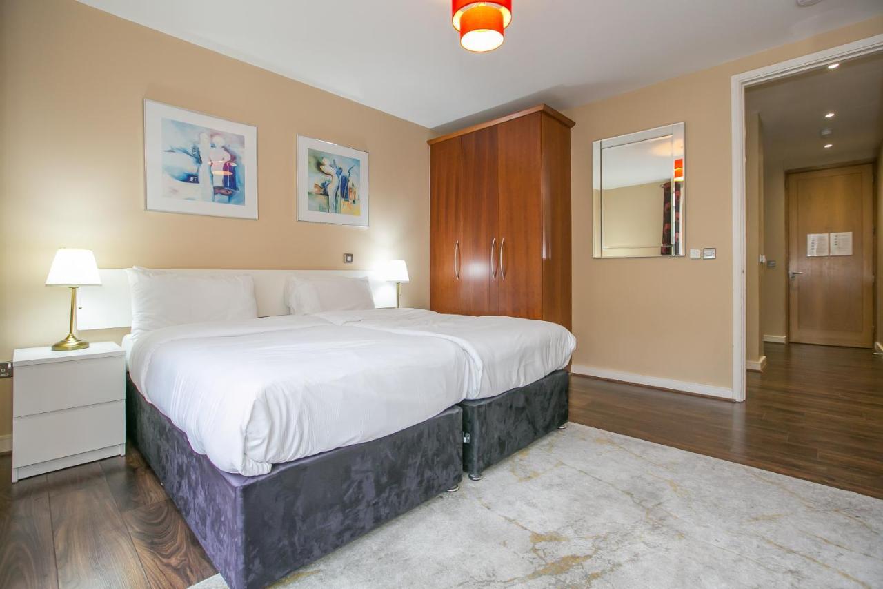 Grand Canal Square Apartments Дублін Екстер'єр фото